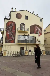 Casa affrescata a Stigliano Casa con affreschi a Stigliano