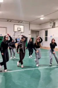 Backstage carnevale di Stigliano Opere artistiche del carnevale di Stigliano