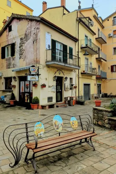 Vicolo del borgo di Stigliano Vicolo artistico Stigliano